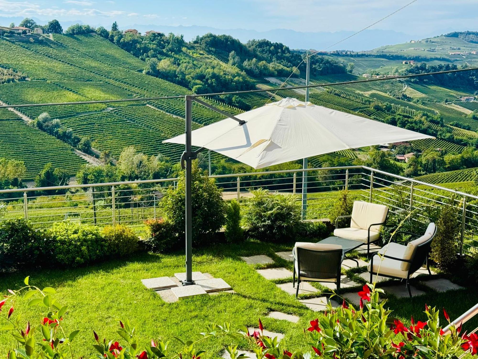 Casa Rafanelli Apartment Monforte D'Alba Luaran gambar